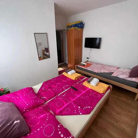 Pensionat Dedovina *